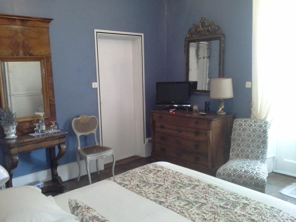 Le Logis De Ruelle Bed & Breakfast エクステリア 写真